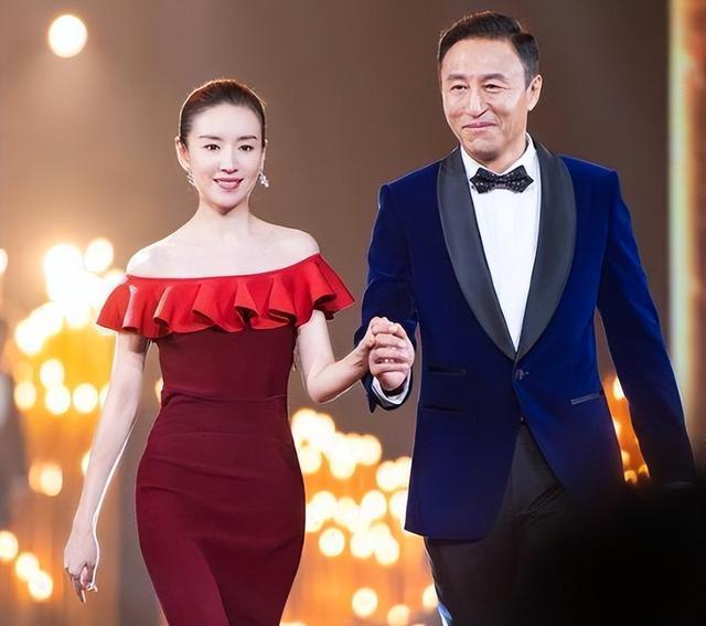 这一次,董洁的体面被“周迅”撕了个粉碎