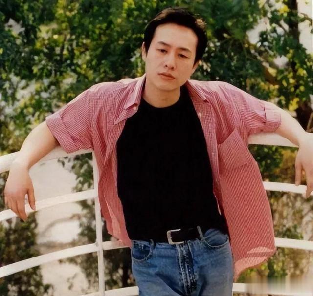 张颂文|《狂飙》张颂文:在菜市场体验人间烟火,在机场领略人间悲欢离合