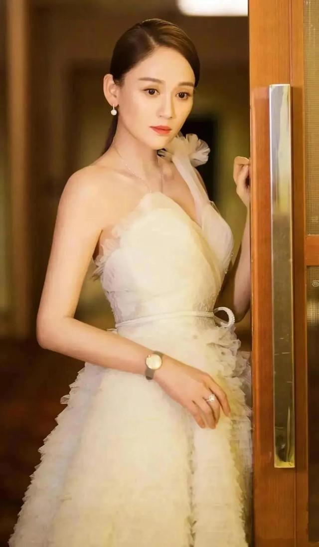 陈乔恩|高清壁纸分享—优雅的气质美女陈乔恩