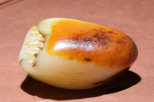 和田玉籽料切开，雕刻两件作品的过程