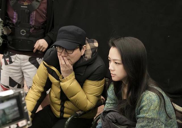 汤唯|时隔16年,一同称帝封后,汤唯还是给梁朝伟留足了尊严!