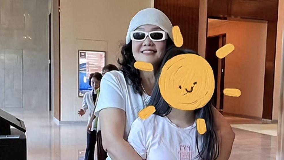 大S并未妥协！知情人曝出张兰日本见孩子内幕，真替汪小菲憋屈