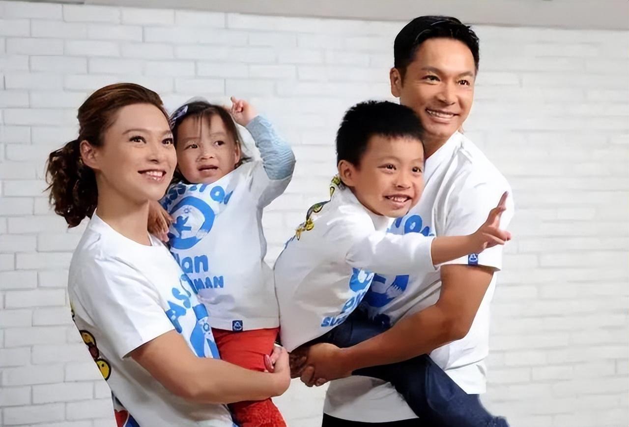 他曾遭女友嫌弃太穷，后获3次视帝，如今儿女双全成人生赢家