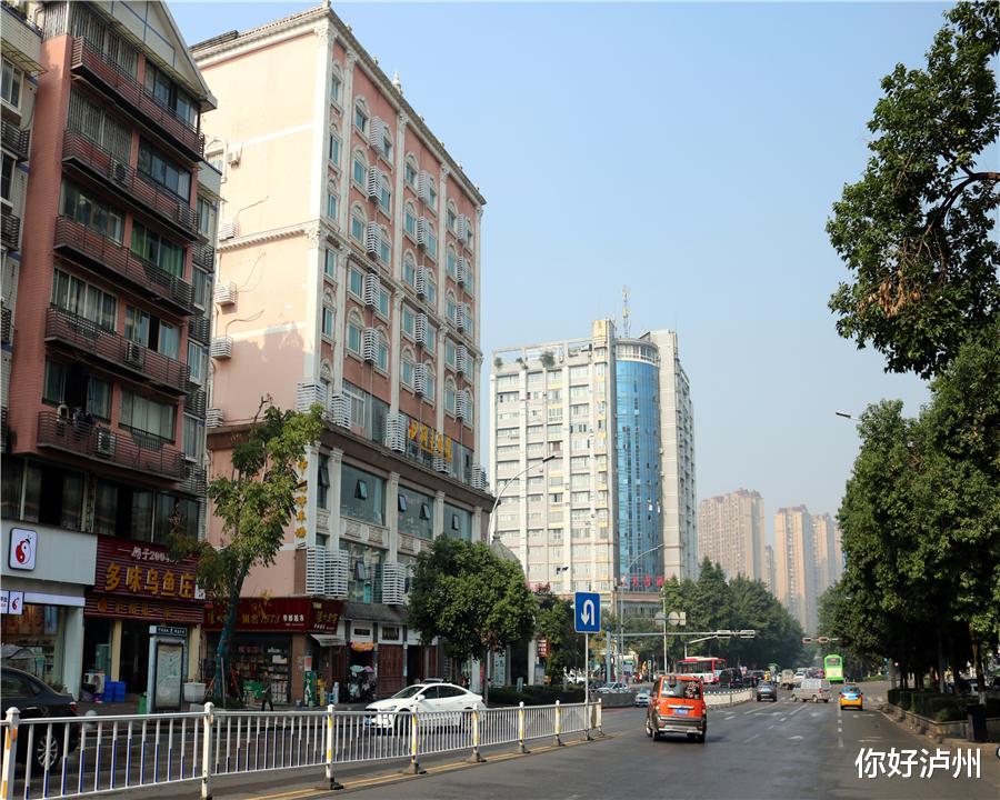 羊肉|鸳鸯锅羊肉、炒羊肝、鲊蒸笼道道巴适，34年了，这家老店味道依旧