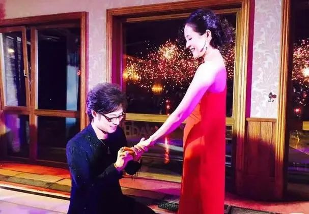 汪峰万万没想到！刚离婚第五任就被安排，四婚网红的决心很坚决