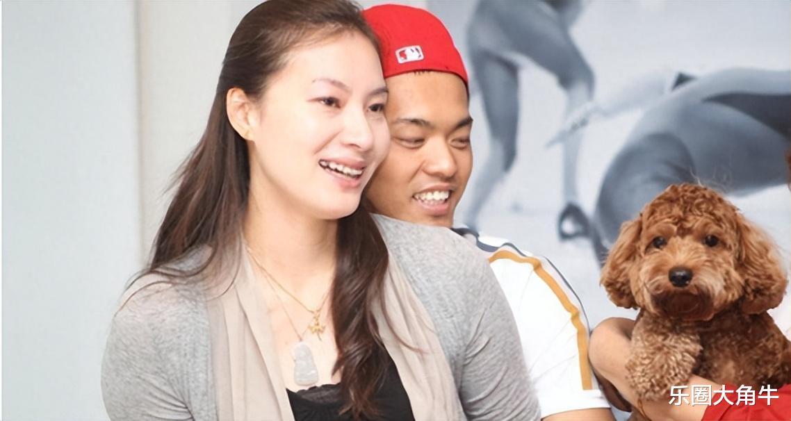 丈夫出轨7年后，回看谢杏芳的婚姻，才明白为何她当年会原谅林丹