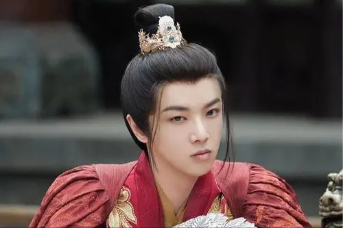 没想到8月还没完,28岁的毛不易,会以这样的方式,败光路人缘