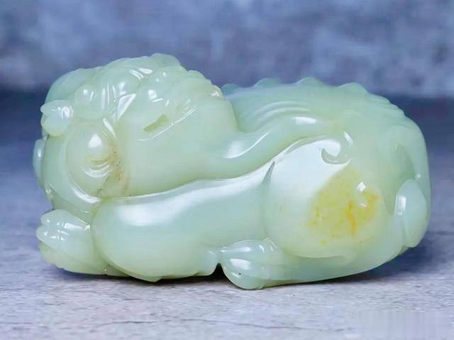 |昂贵稀有的和田籽料，为什么总是让和田玉新手“挨闷棍”？