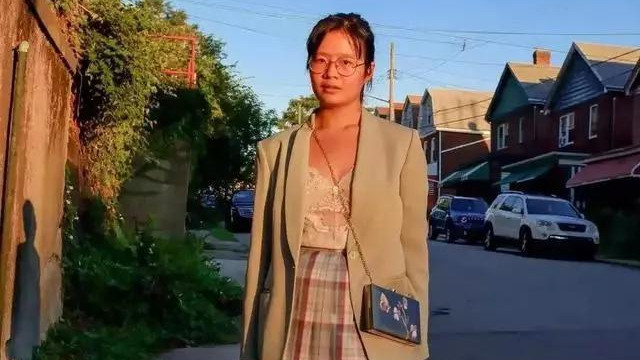 |10张生活照了解许某馨，改名换姓模样大变，保送读博找了白人男友！