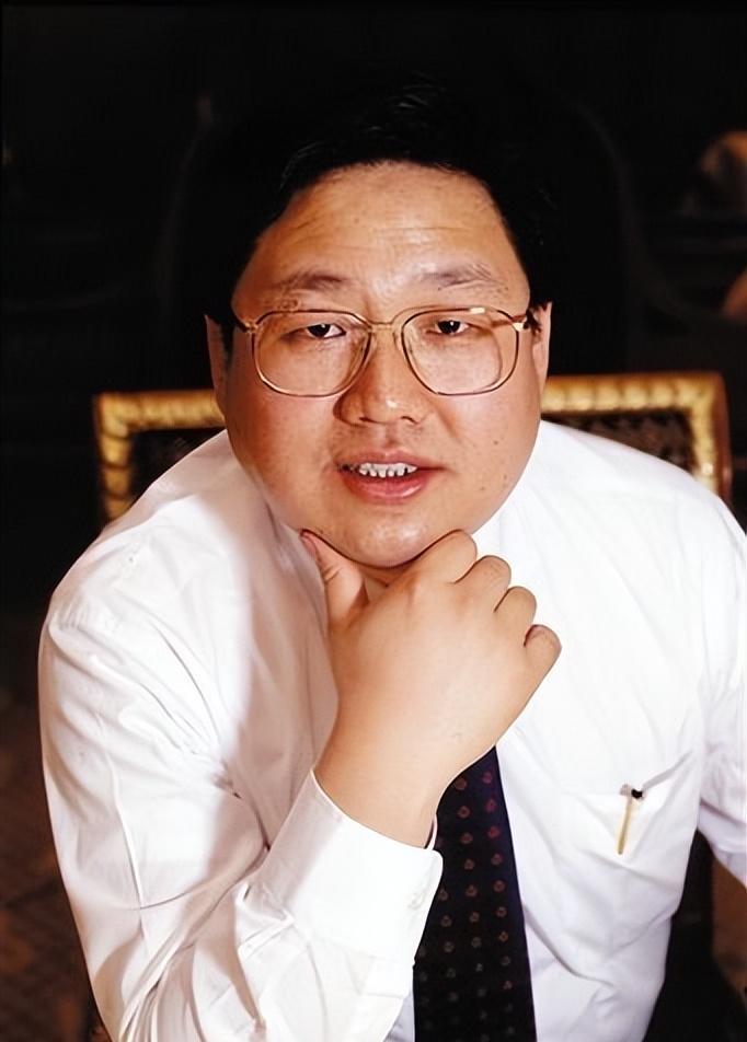 田海蓉|亿万富豪徐明：病死狱中8年后，明星妻子田海蓉和女儿过得如何？