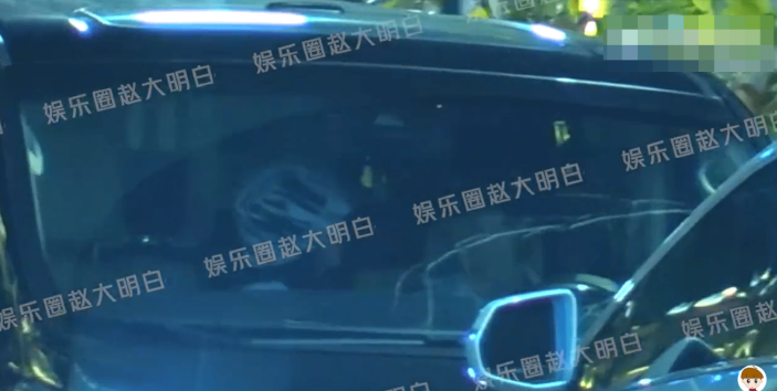 27岁女星车内拥吻被拍!与男方因戏结缘 剧中姐弟剧外姐弟恋