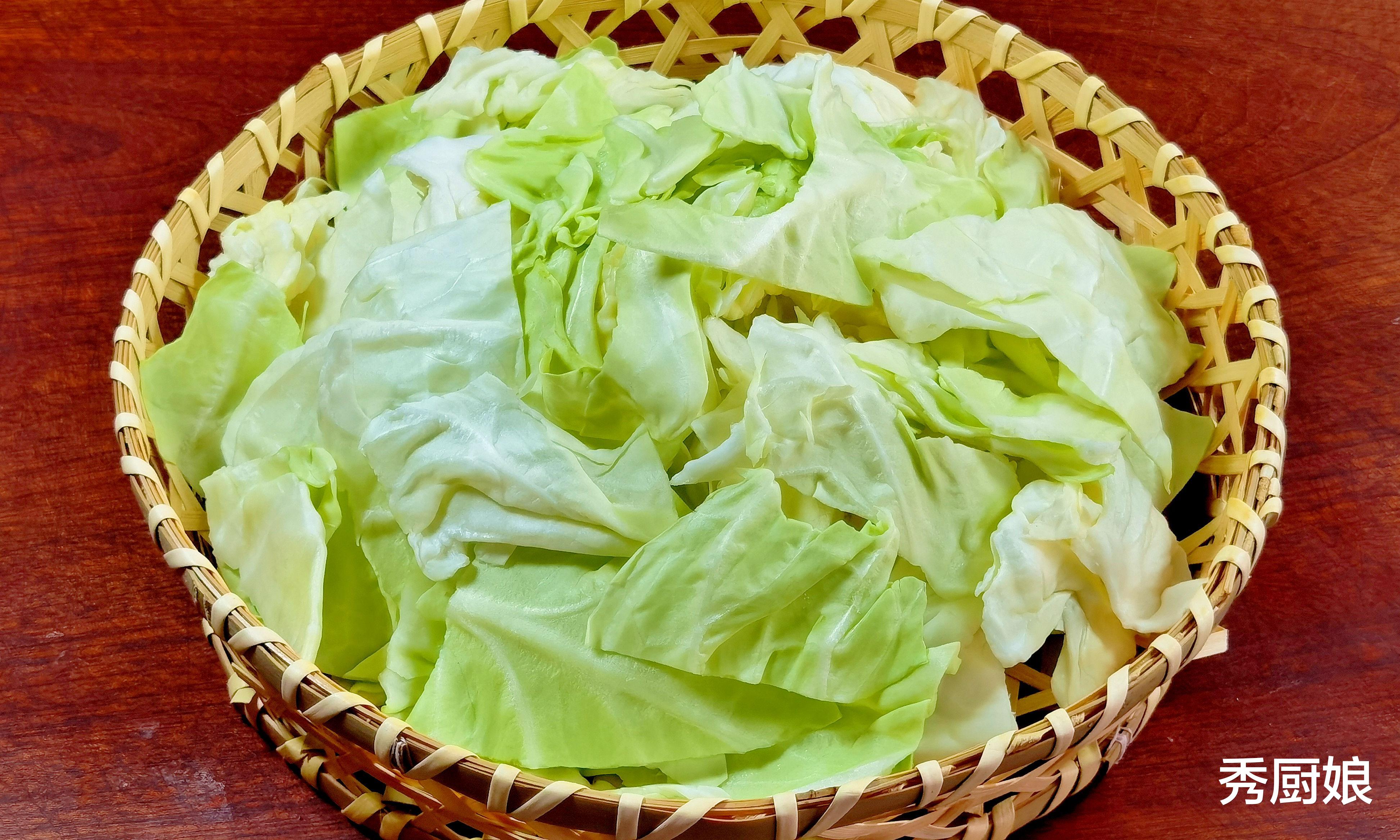 包菜|冬天使劲吃，叶酸是苹果38倍！5毛一斤的“菜王”，分享3种做法！