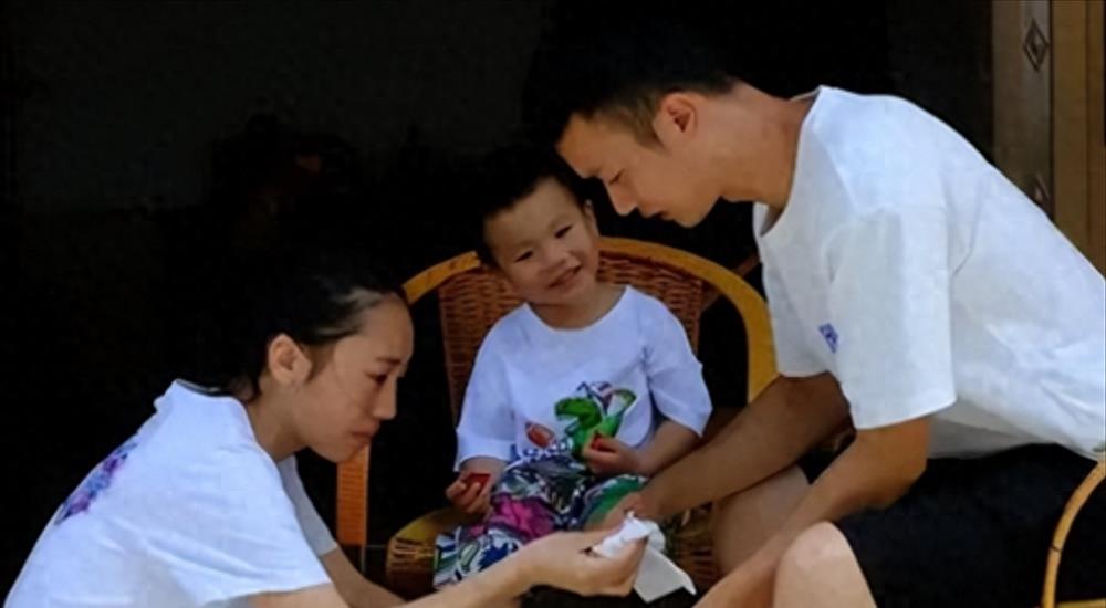 秋天妈妈人设已崩塌，疑似汪俊前妻出面手撕，小叔子再曝实锤！