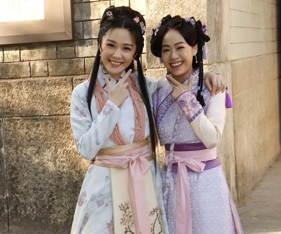 汤洛雯宣布下个月举行婚礼,遭黄心颖内涵大度回应,还祝福对方