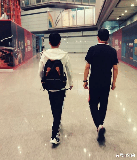 张艺谋|张艺谋拍《满江红》有私心!21岁大儿子首演父亲电影,你发现了吗