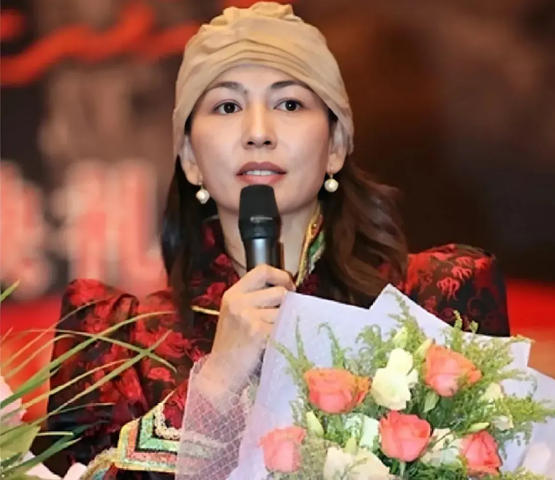 艾丽娅|影后艾丽娅:拍了38年的戏,丈夫是老戏骨,58岁年老色衰已不火!