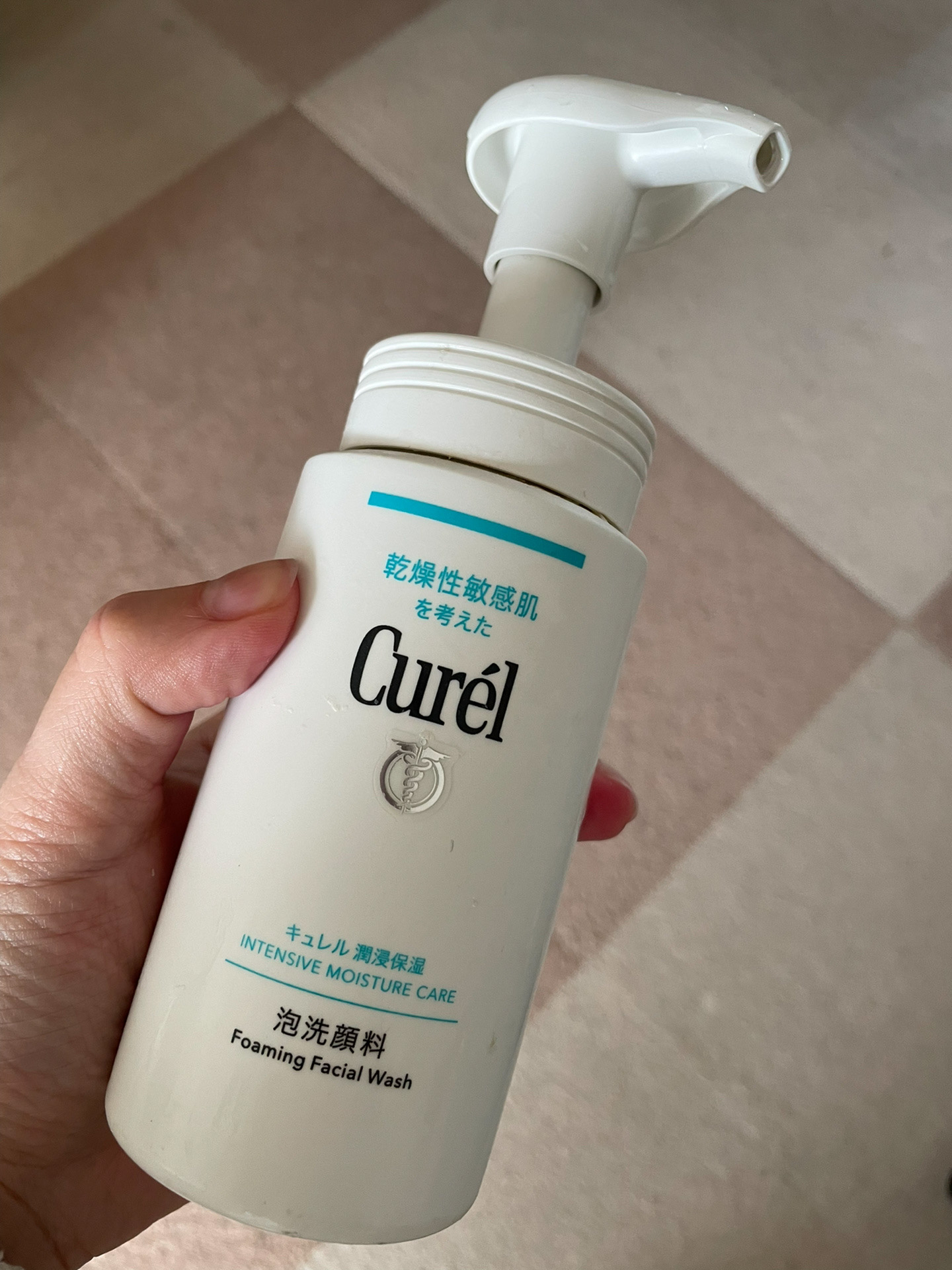 洗面奶 油皮洗面奶推荐，盘点美白洗面奶排行榜10强亲测有效