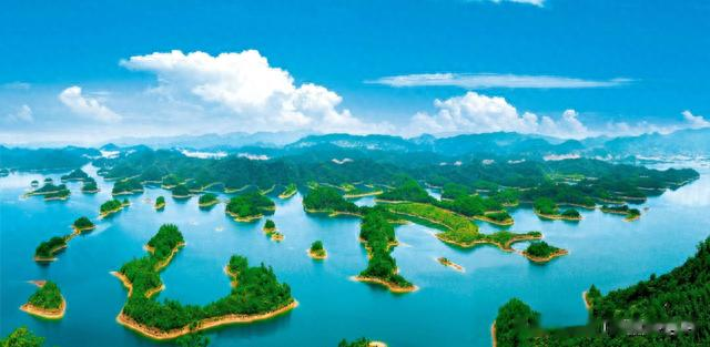 旅游资讯|中国改名“最成功”的湖泊，改名后从默默无闻到举世闻名！