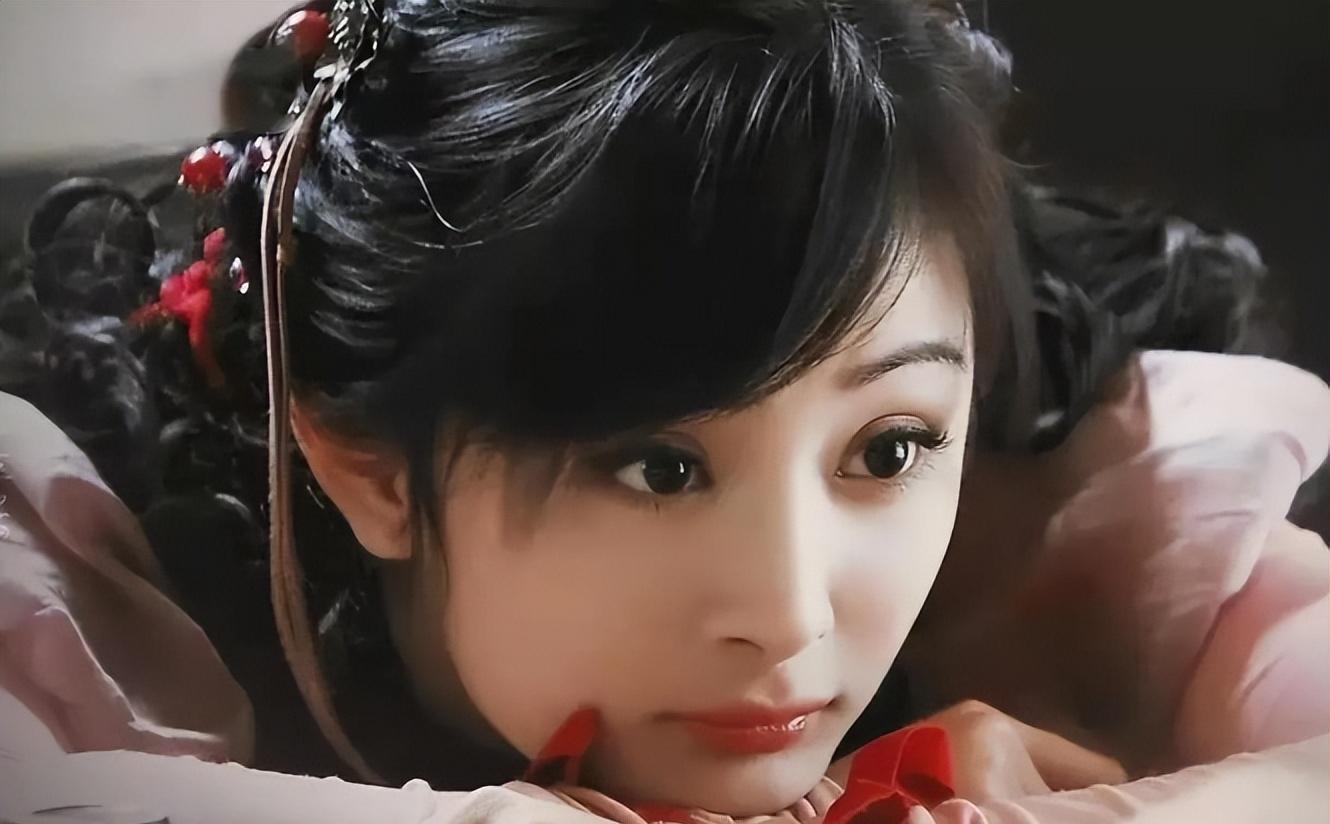 长着“狐狸眼”的5位女星,风情妩媚又灵动撩人,个个都绝美!