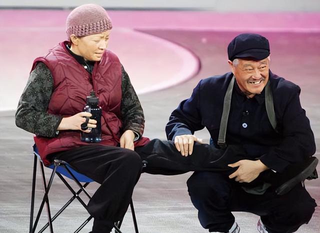 春晚|当郭德纲揭开春晚的真实面目后，我才明白陈佩斯为何坚决不上春晚