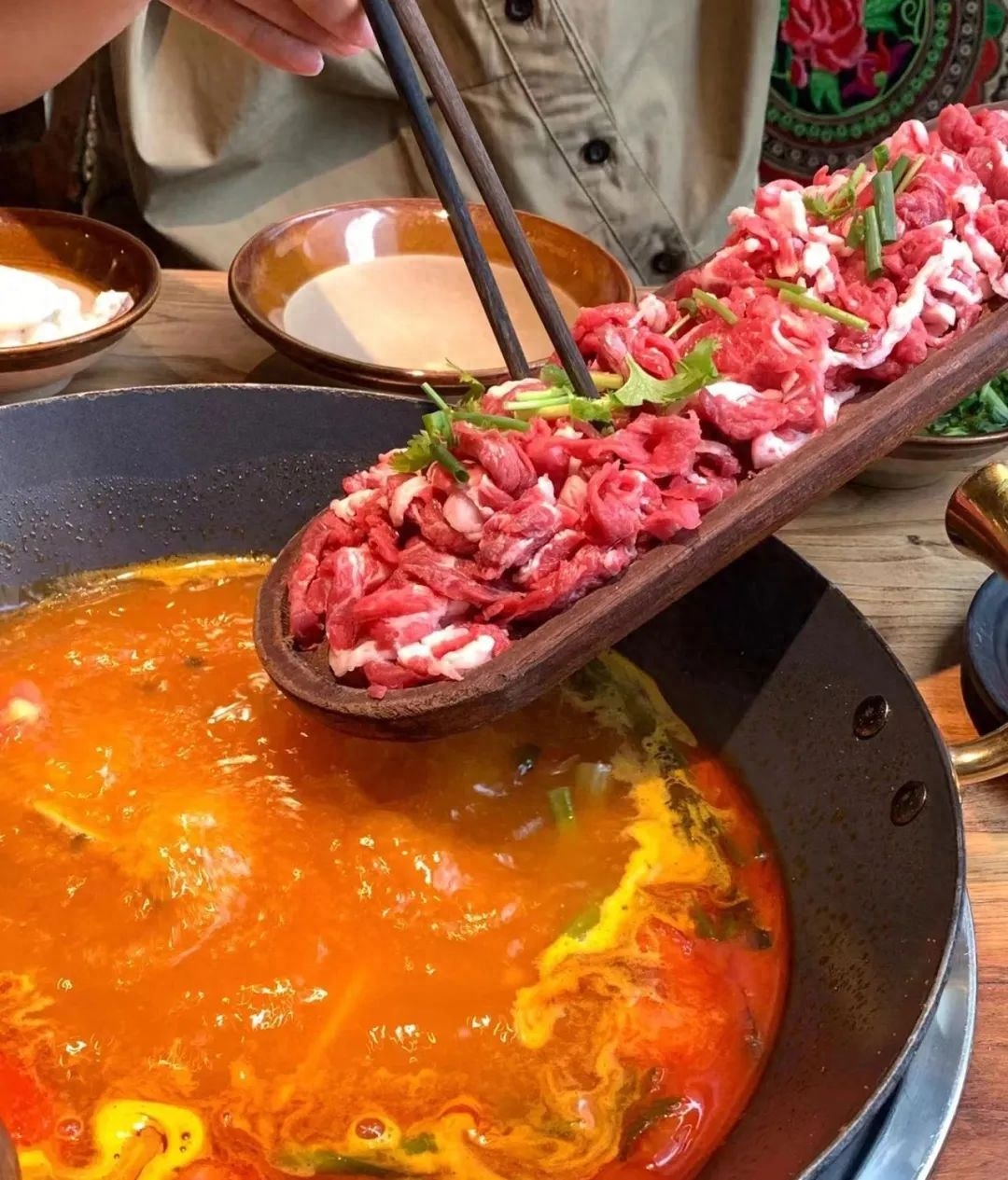 牛肉|一度遇冷的牛肉火锅再发力，还能重回巅峰吗？