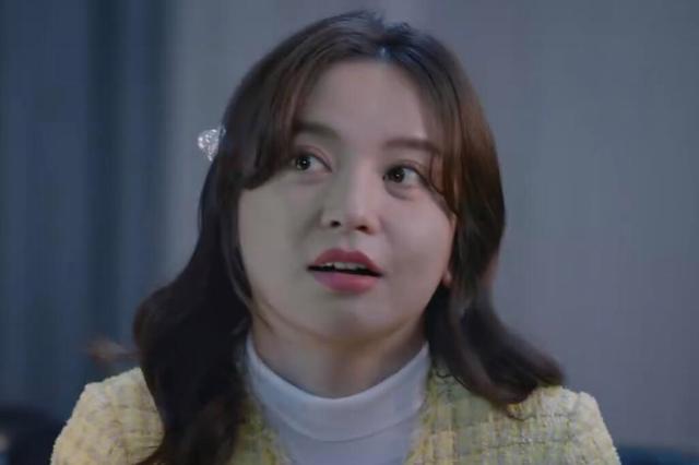 科技脸太出戏了,张雨绮高伟光新剧开播,放眼望去全是一脸高科技