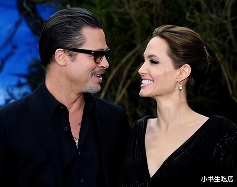 阿汤哥的女儿:17岁身高1米7,幼时比希洛可爱,长大了没她漂亮