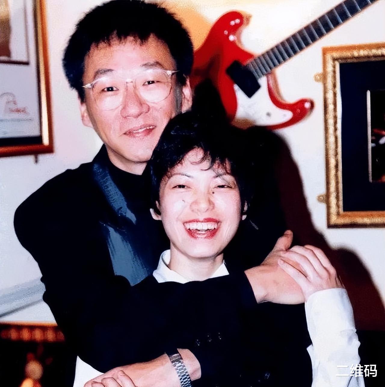 至今没生孩子的4位中老年女星，独居太遗憾，亿万身家没子女继承