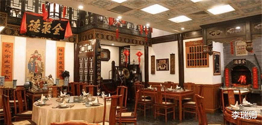 北京|从烤鸭之王到跌落神坛,全聚德连续三年亏损!它究竟犯了什么错?