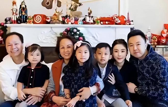 蔡天凤|蔡天凤事件重要疑点:她与谭家公的关系,好像也有些不太寻常