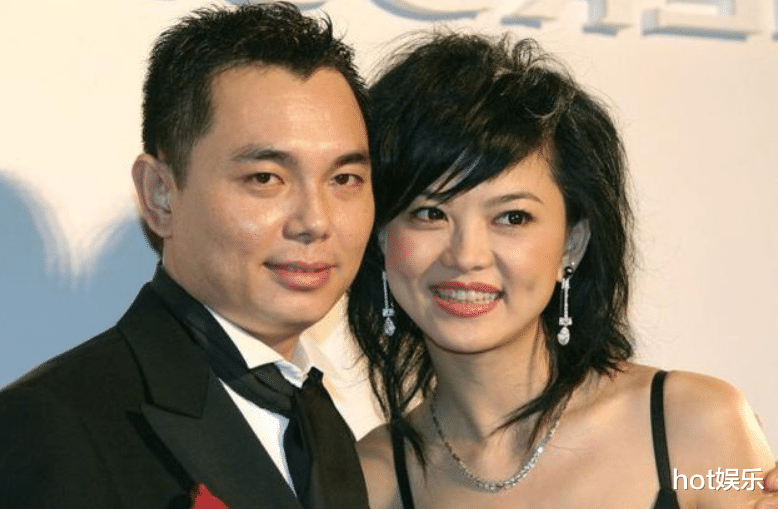 汪小菲联合李湘前夫带货,又当男模又卖皮衣,网友:太贵买不起