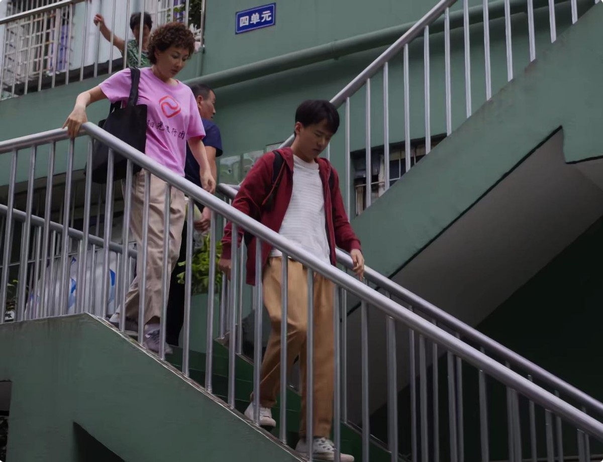 平凡之路|开播收视破1,豆瓣好评如潮,央视又甩出一部“王炸剧”