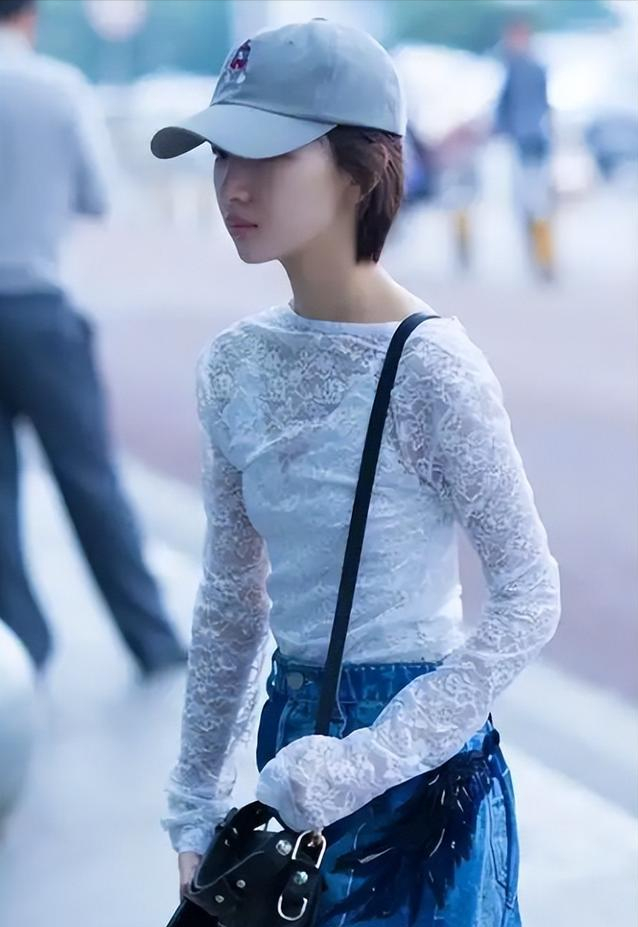 |完美女神是假的,溜肩没腰,皮肤松弛,生图揭露人间真实