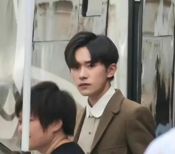 张恒|郑爽张恒双双嗑药上瘾？东哥和奶茶妹的瓜？周杰伦和老婆昆凌的料