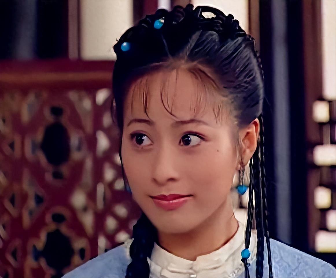 李婷宜错过小燕子意难平，直播间大哭，透露被林心如经纪人套路了