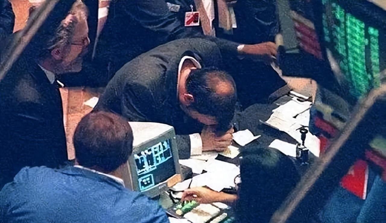 张智霖:我曾经花100万,包养了她两个月,你老婆的身材很好