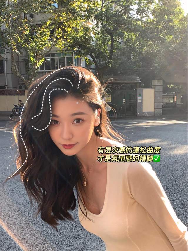 发型 你是什么“脸型”就选什么发型！这三种发型发色，让你更洋气减龄