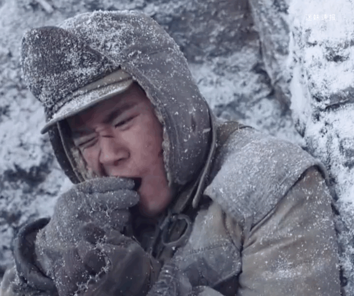 同样演志愿军吃土豆，把易烊千玺和张子枫放在一起看，差别出来了