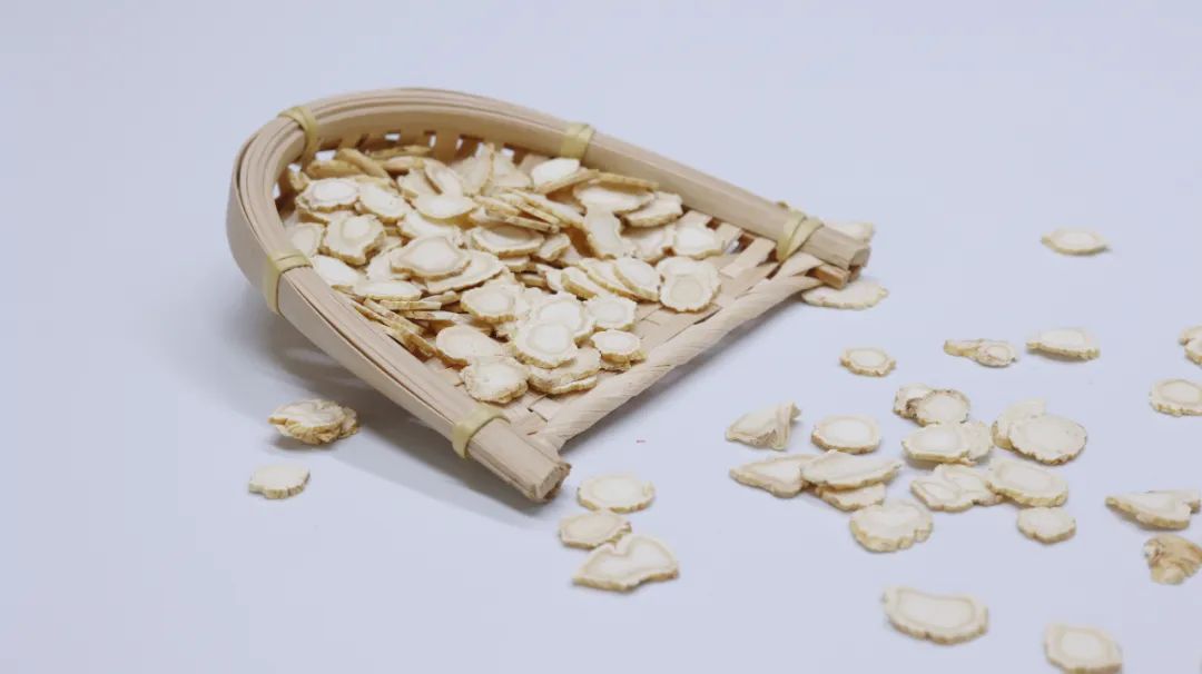 一个奇妙的方剂，可用于大补元气和挽救生命垂危，却只有一味主药