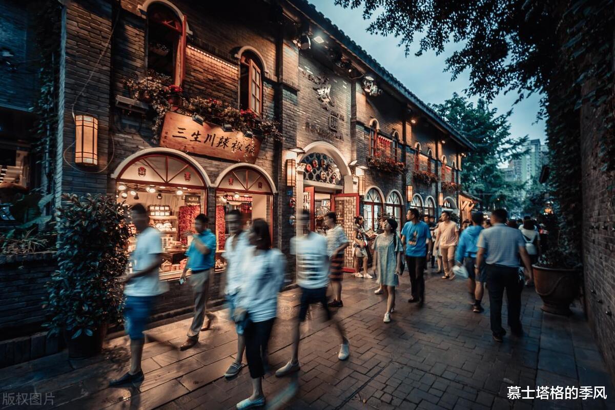 |中秋国庆接待游客最多的10座城市榜单出炉，杭州第一重庆仅排第八