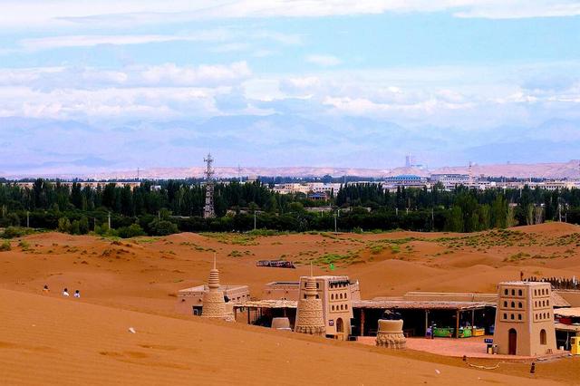 敦煌市|有骆驼哪里的沙漠都能玩？不妨看看这四处景区，平替敦煌不是梦