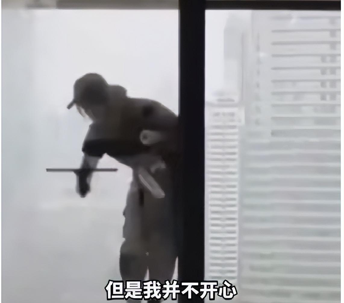 大学生|211女生500强裸辞干保洁,月薪从5000变7000,网友:大学白读了