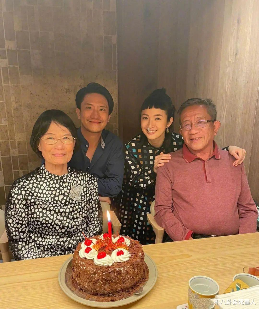 婚后一直AA制,被公公骂,放弃事业,娱乐圈的“朱丹”们可不少