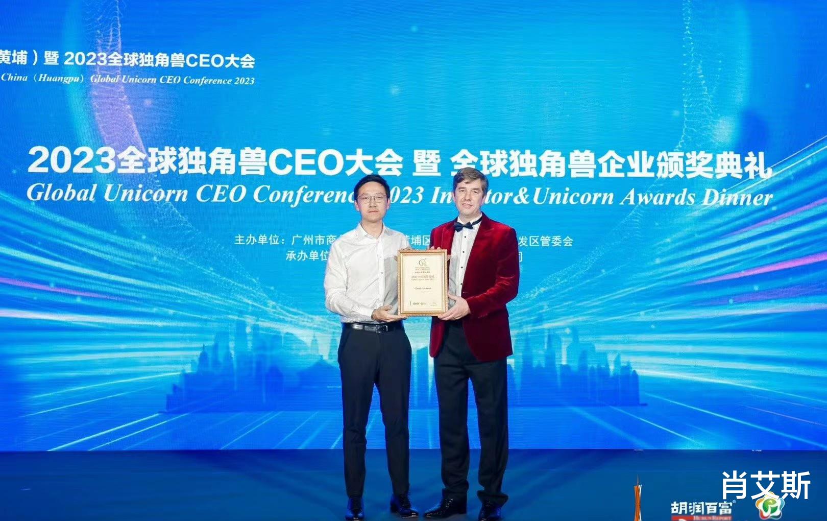 秀恩爱却翻车，相恋5年仍不娶，吴千语挤破头要嫁的香港豪门到底什么来头？