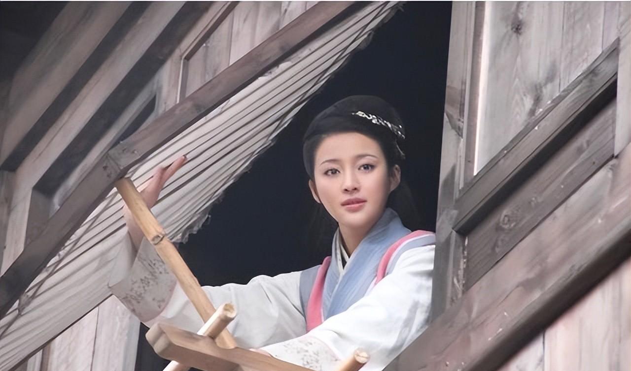 在娱乐圈昙花一现的10位明星,以前是男神女神,如今“无人问津”