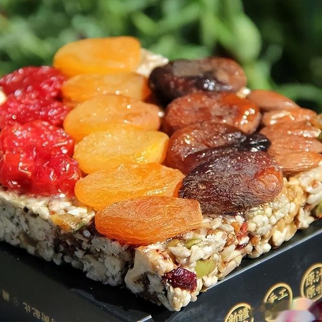 切糕|没生意还全国乱窜，遭大众抵制的“新疆切糕”，究竟有啥猫腻