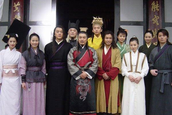 叶璇|43岁就开始摆烂！TVB当红花旦变身凸肚大妈