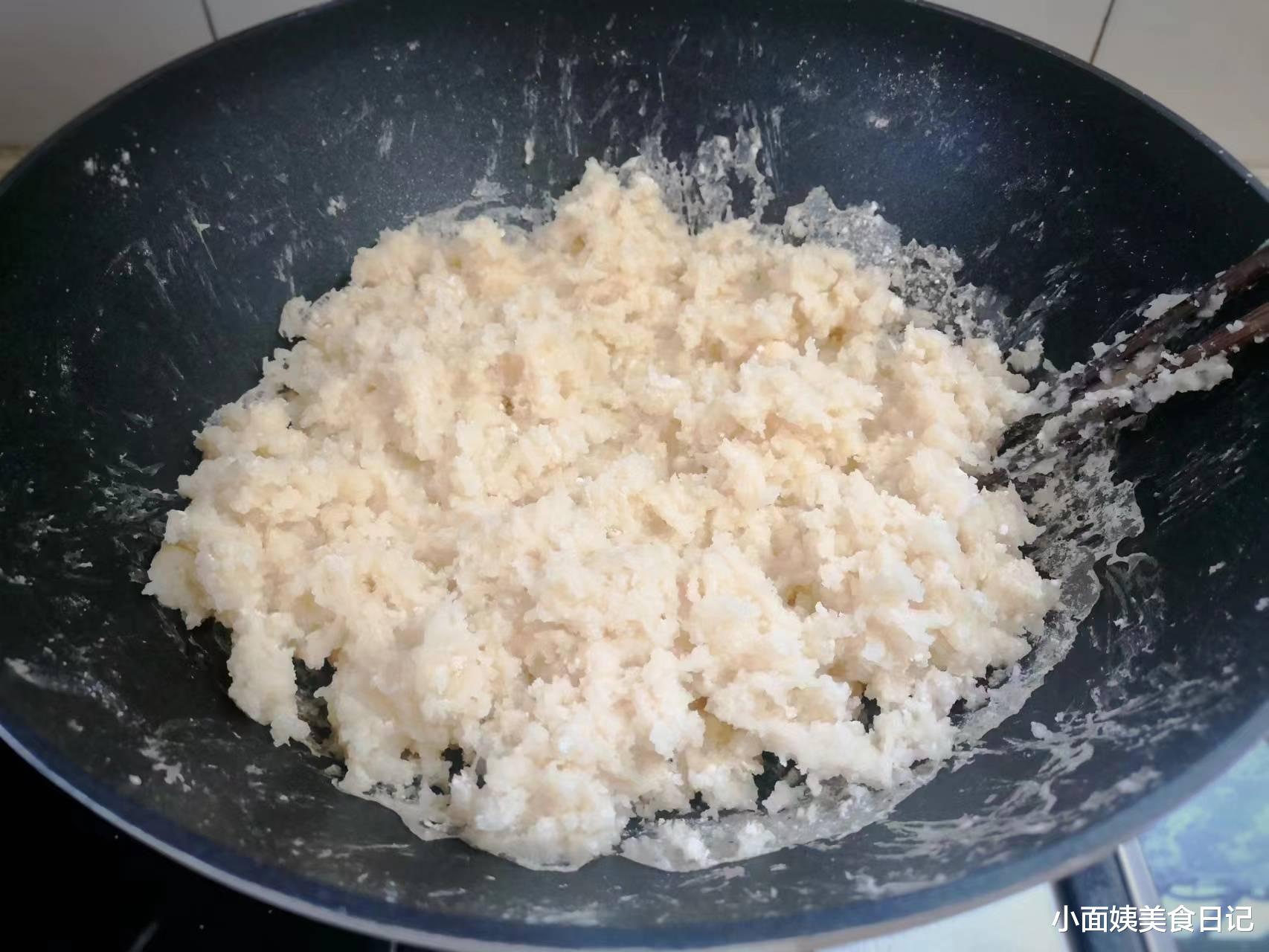 凉皮|一碗面粉倒开水里,做出来纯手工烫面凉皮,省时省力,劲道爽滑