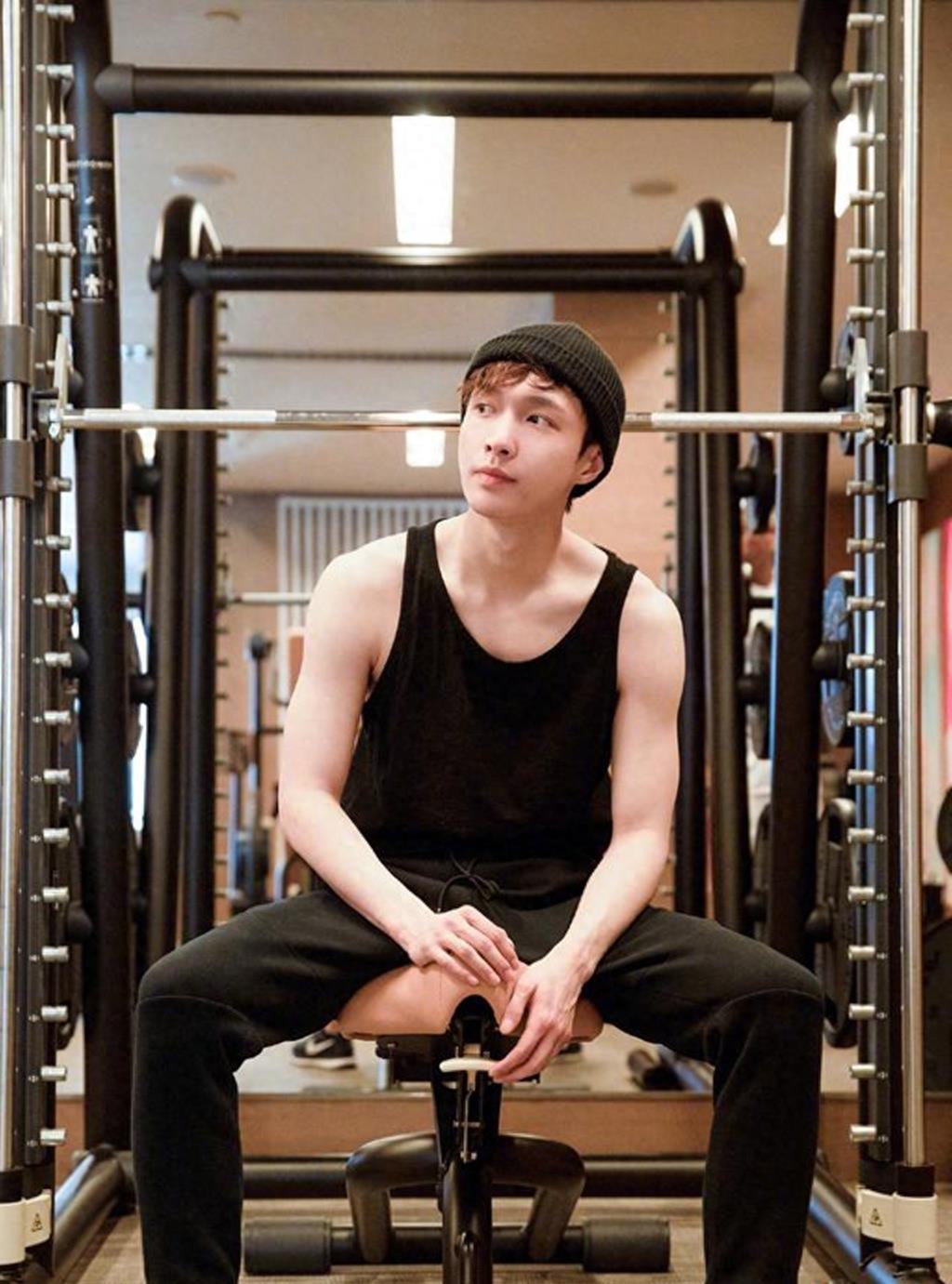 有种“打脸”叫男明星减肥成功,曾经嫌弃他们丑,如今个个是男神