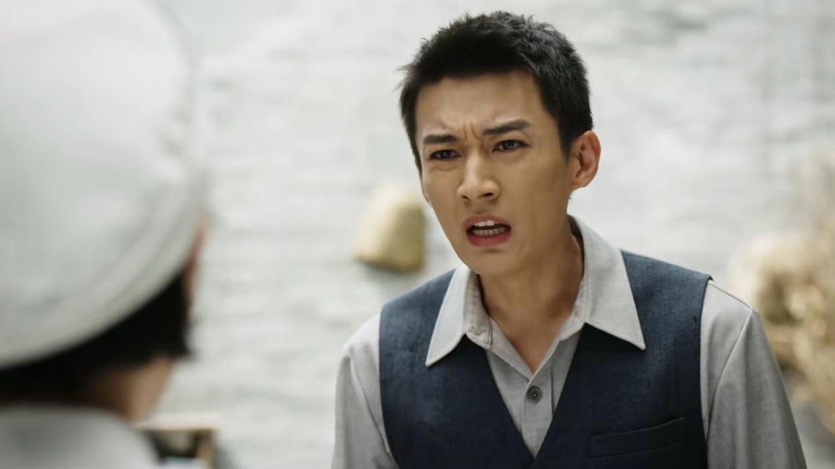 明明演技一般，却被吹捧成老戏骨，这位54岁女演员，演啥都一个样